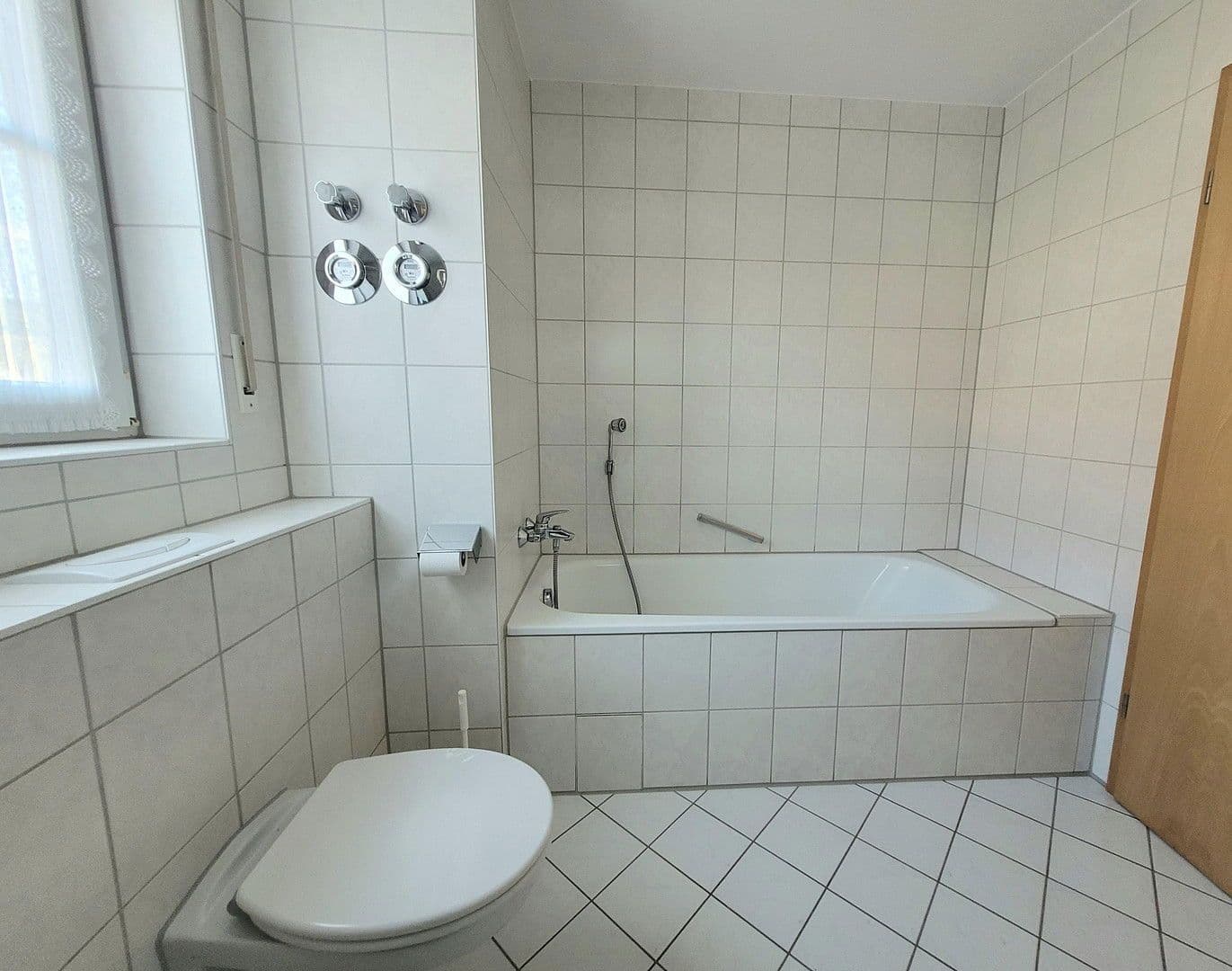 Pronájem bytu 3+1 85 m², Staufen im Breisgau, Bádensko-Württembersko Pronájem bytu 3+1 85 m², Staufen im Breisgau, Bádensko-Württembersko