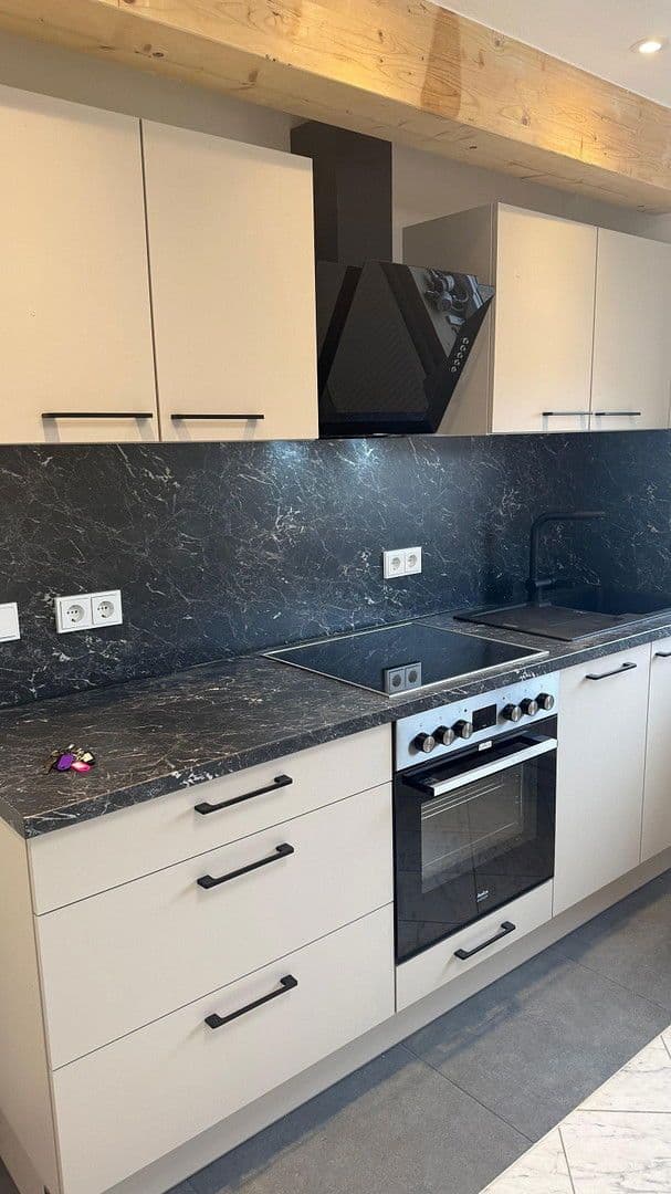 Pronájem bytu 1+1 30 m², Schwarzhölzlstraße 6, Karlsfeld, Bavorsko Pronájem bytu 1+1 30 m², Schwarzhölzlstraße 6, Karlsfeld, Bavorsko