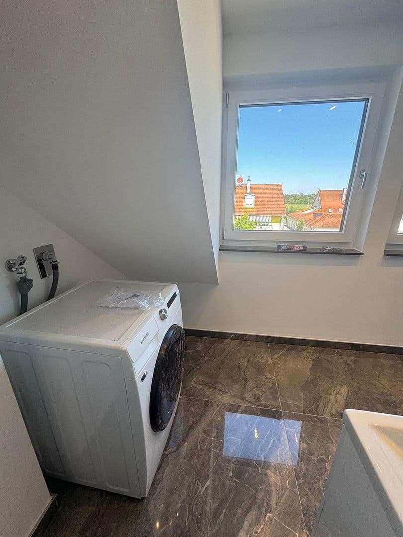 Pronájem bytu 1+1 30 m², Schwarzhölzlstraße 6, Karlsfeld, Bavorsko Pronájem bytu 1+1 30 m², Schwarzhölzlstraße 6, Karlsfeld, Bavorsko