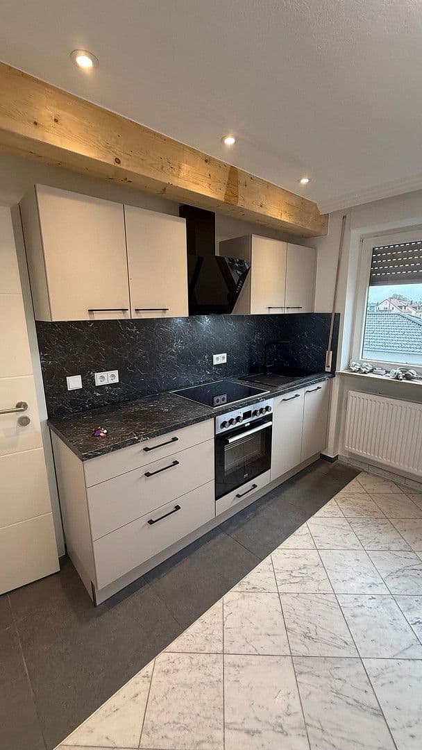 Pronájem bytu 1+1 30 m², Schwarzhölzlstraße 6, Karlsfeld, Bavorsko Pronájem bytu 1+1 30 m², Schwarzhölzlstraße 6, Karlsfeld, Bavorsko