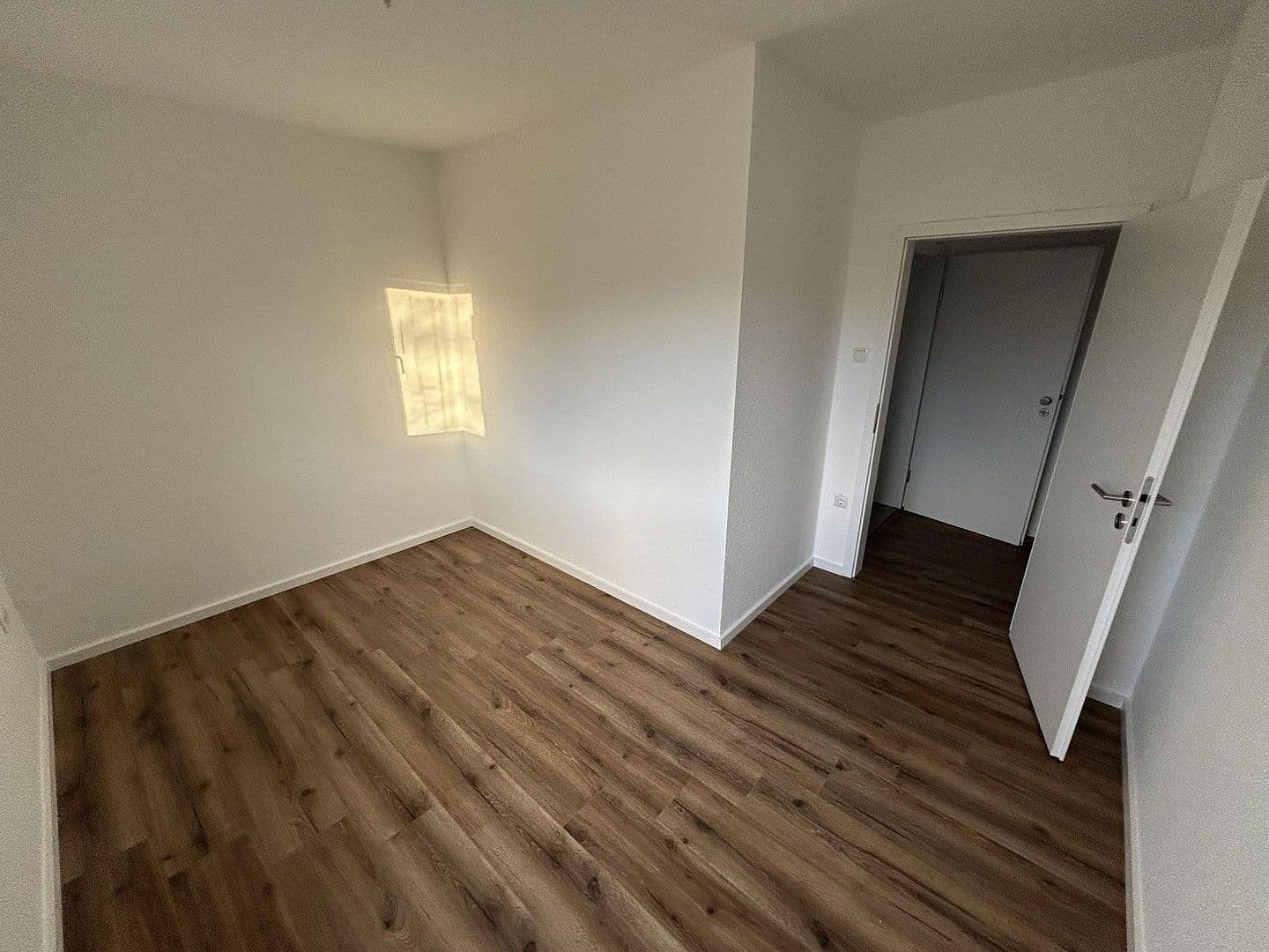 Pronájem bytu 3+kk 91 m², Egerstr. 17, Fulda, Hessen Pronájem bytu 3+kk 91 m², Egerstr. 17, Fulda, Hessen