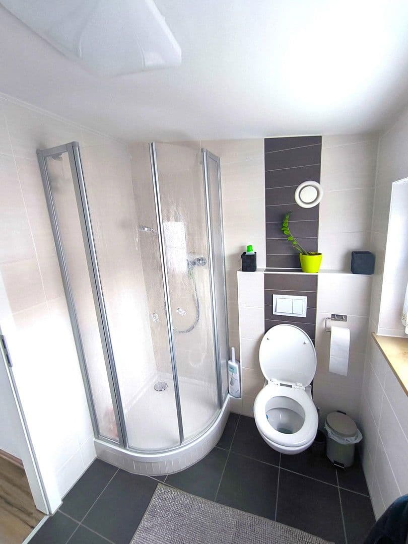 Prodej domu 138 m², pozemek 229 m², Adelsdorf, Bavorsko Prodej domu 138 m², pozemek 229 m², Adelsdorf, Bavorsko