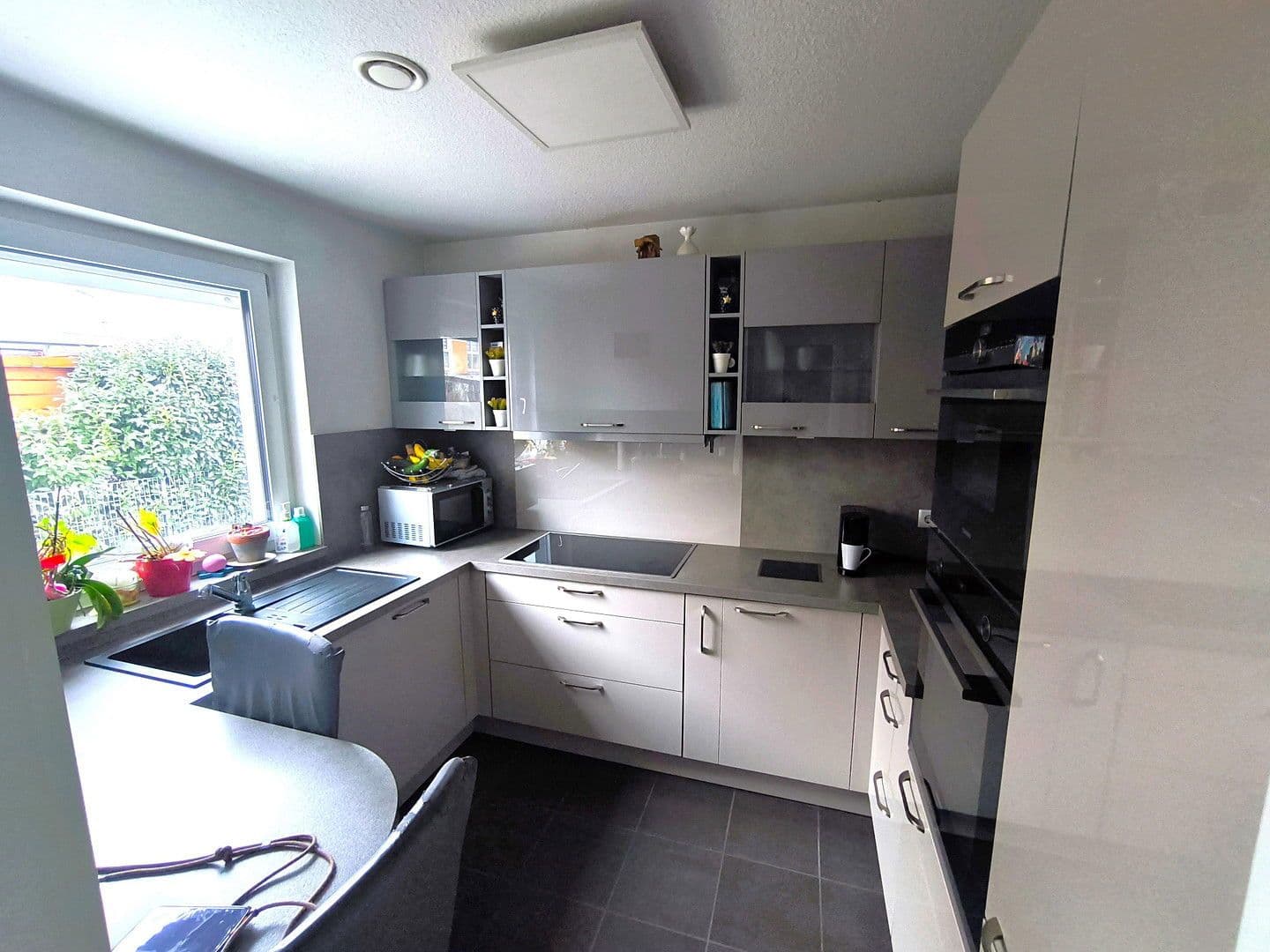 Prodej domu 138 m², pozemek 229 m², Adelsdorf, Bavorsko Prodej domu 138 m², pozemek 229 m², Adelsdorf, Bavorsko