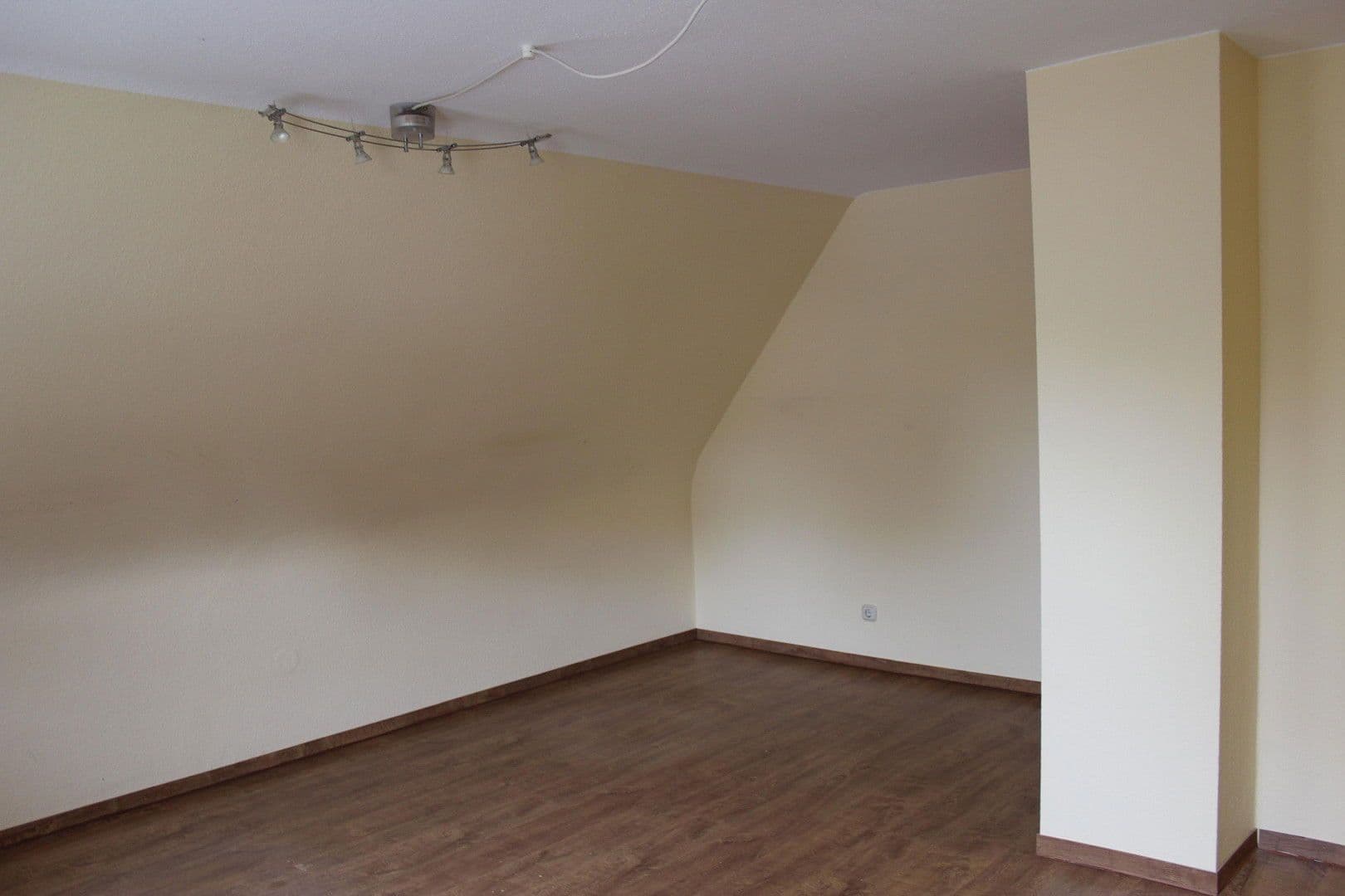 Prodej domu 96 m², pozemek 848 m², Leezen, Šlesvicko-Holštýnsko Prodej domu 96 m², pozemek 848 m², Leezen, Šlesvicko-Holštýnsko