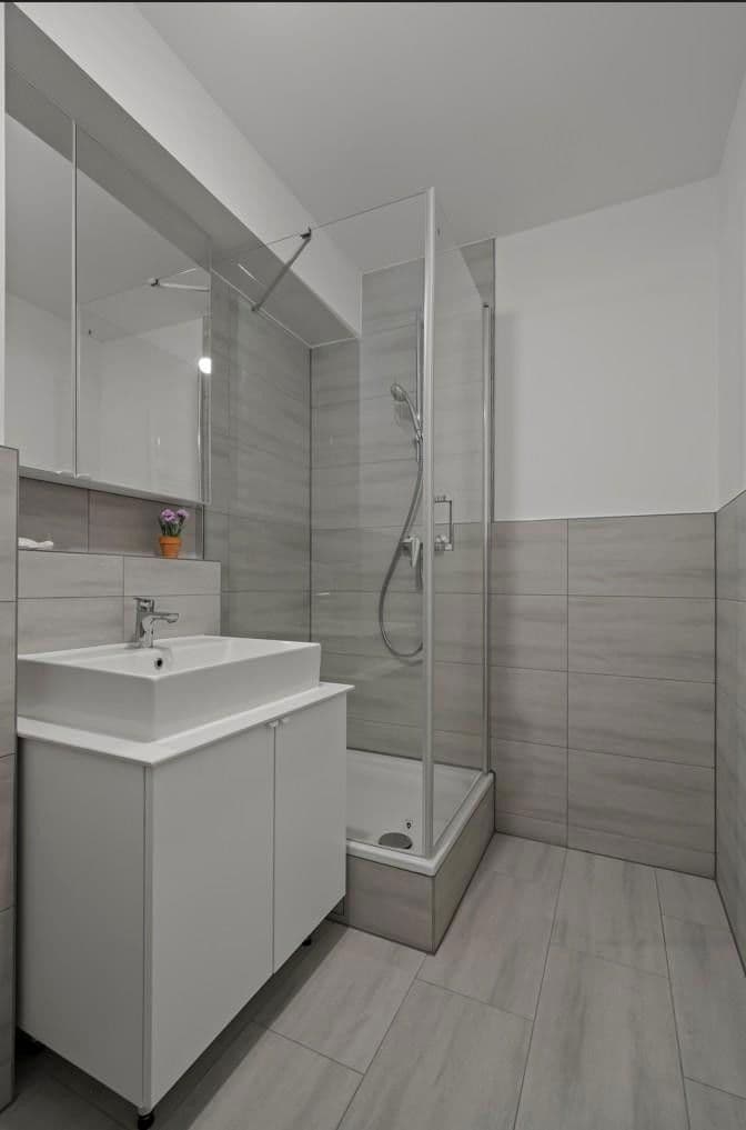 Prodej bytu 2+1 51 m², Schulenburger Landstrasse 65, Hannover, Dolní Sasko Prodej bytu 2+1 51 m², Schulenburger Landstrasse 65, Hannover, Dolní Sasko