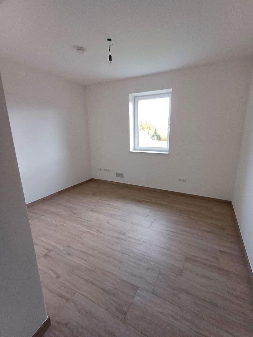 Pronájem bytu 4+1 99 m², Bad Abbach, Bavorsko Pronájem bytu 4+1 99 m², Bad Abbach, Bavorsko