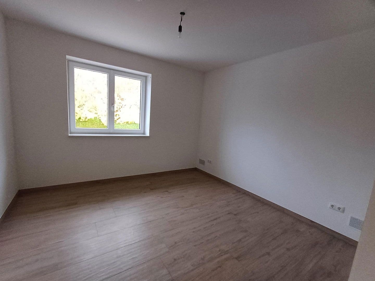 Pronájem bytu 4+1 99 m², Bad Abbach, Bavorsko Pronájem bytu 4+1 99 m², Bad Abbach, Bavorsko