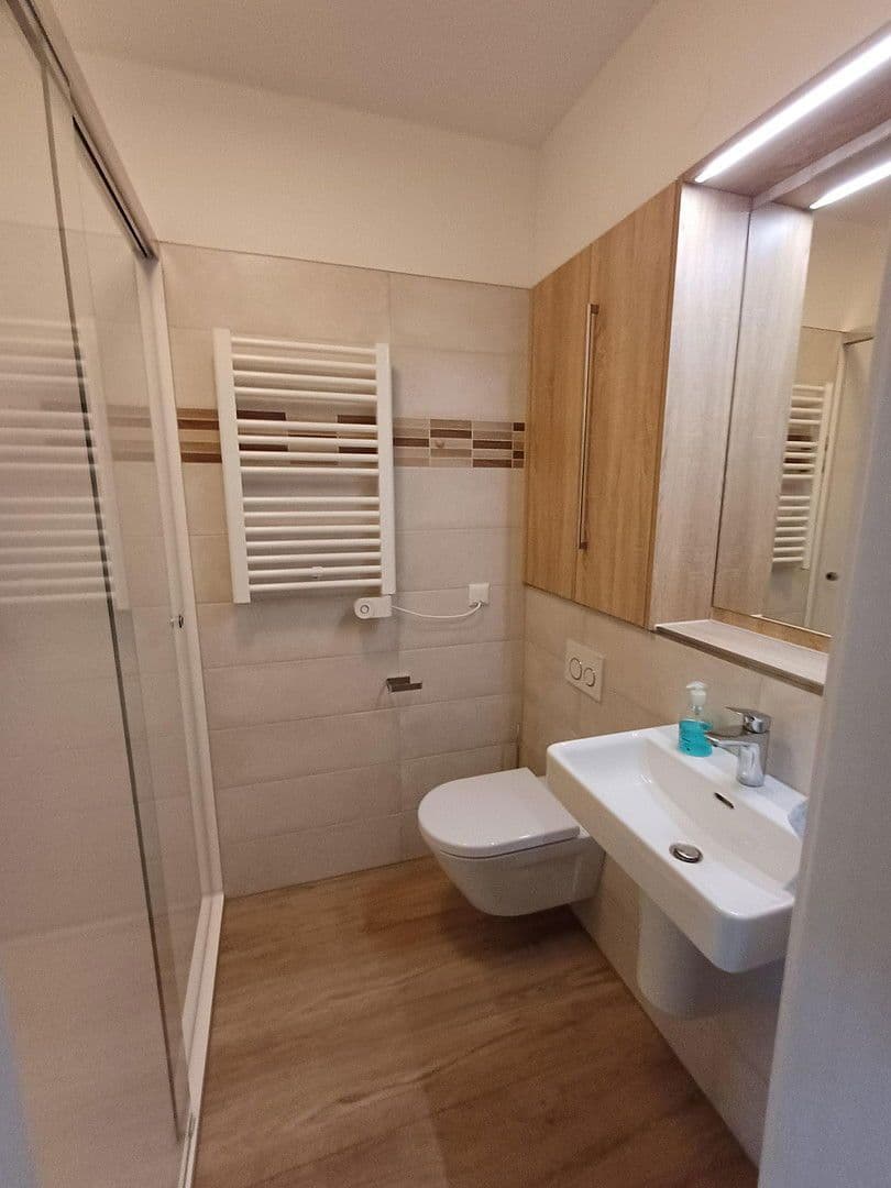 Pronájem bytu 4+1 99 m², Bad Abbach, Bavorsko Pronájem bytu 4+1 99 m², Bad Abbach, Bavorsko