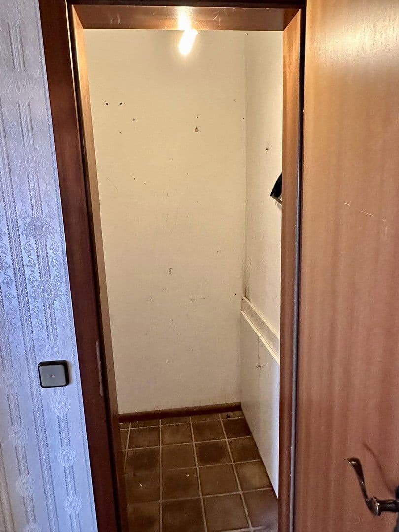 Prodej bytu 3+1 86 m², Düsseldorf, Severní Porýní-Vestfálsko Prodej bytu 3+1 86 m², Düsseldorf, Severní Porýní-Vestfálsko