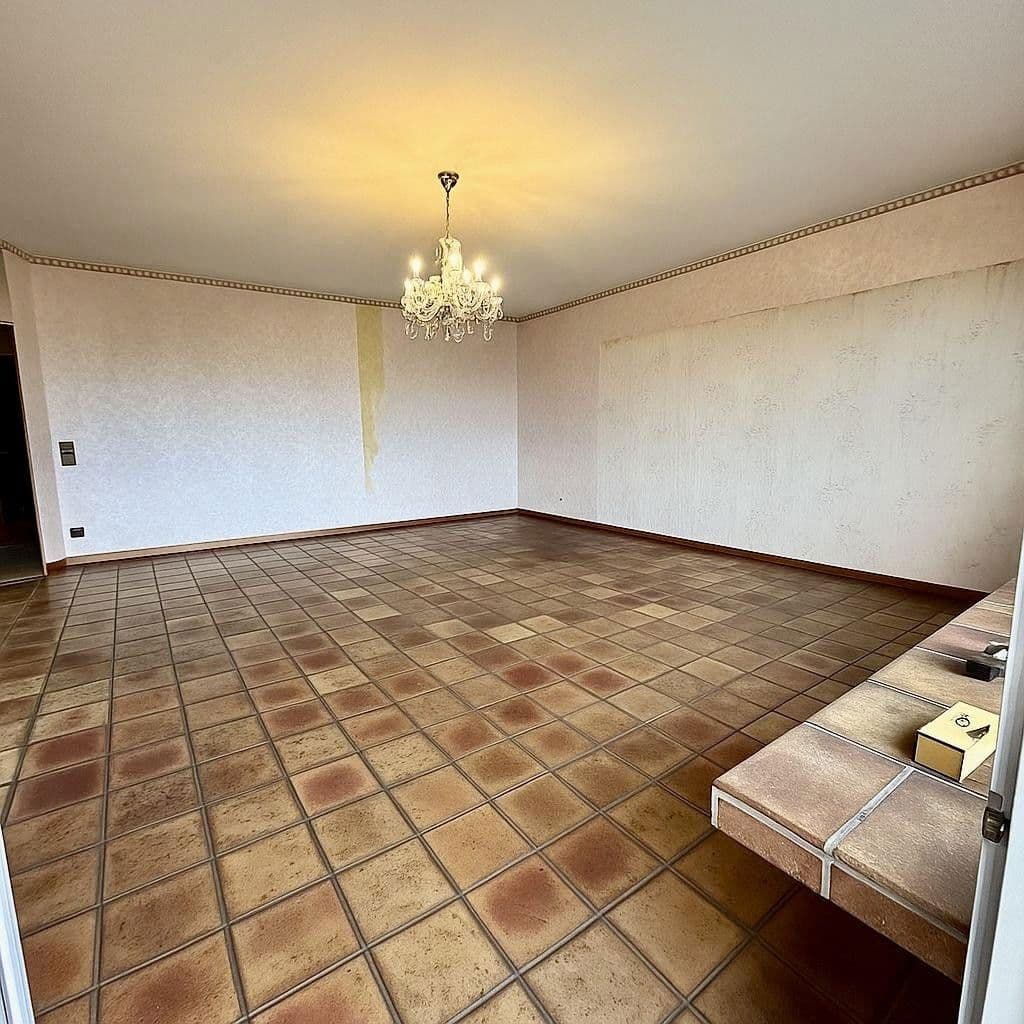 Prodej bytu 3+1 86 m², Düsseldorf, Severní Porýní-Vestfálsko Prodej bytu 3+1 86 m², Düsseldorf, Severní Porýní-Vestfálsko