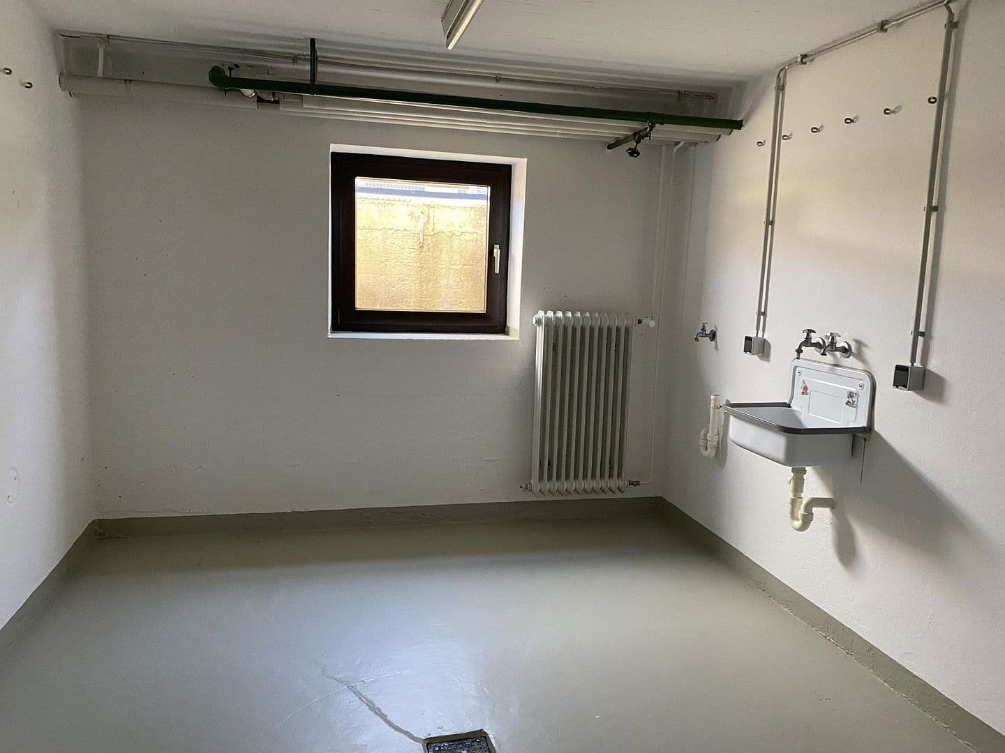 Pronájem domu 160 m², pozemek 766 m², Lappersdorf, Bavorsko Pronájem domu 160 m², pozemek 766 m², Lappersdorf, Bavorsko