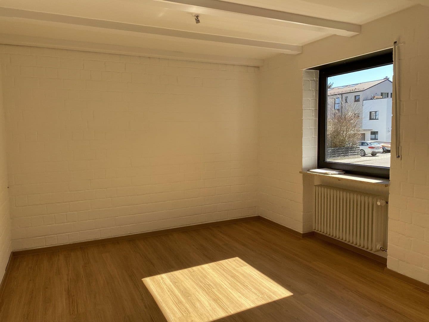 Pronájem domu 160 m², pozemek 766 m², Lappersdorf, Bavorsko Pronájem domu 160 m², pozemek 766 m², Lappersdorf, Bavorsko