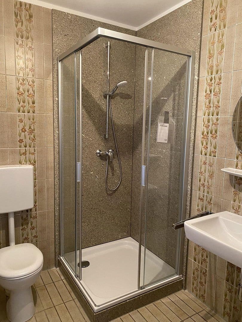 Pronájem domu 160 m², pozemek 766 m², Lappersdorf, Bavorsko Pronájem domu 160 m², pozemek 766 m², Lappersdorf, Bavorsko