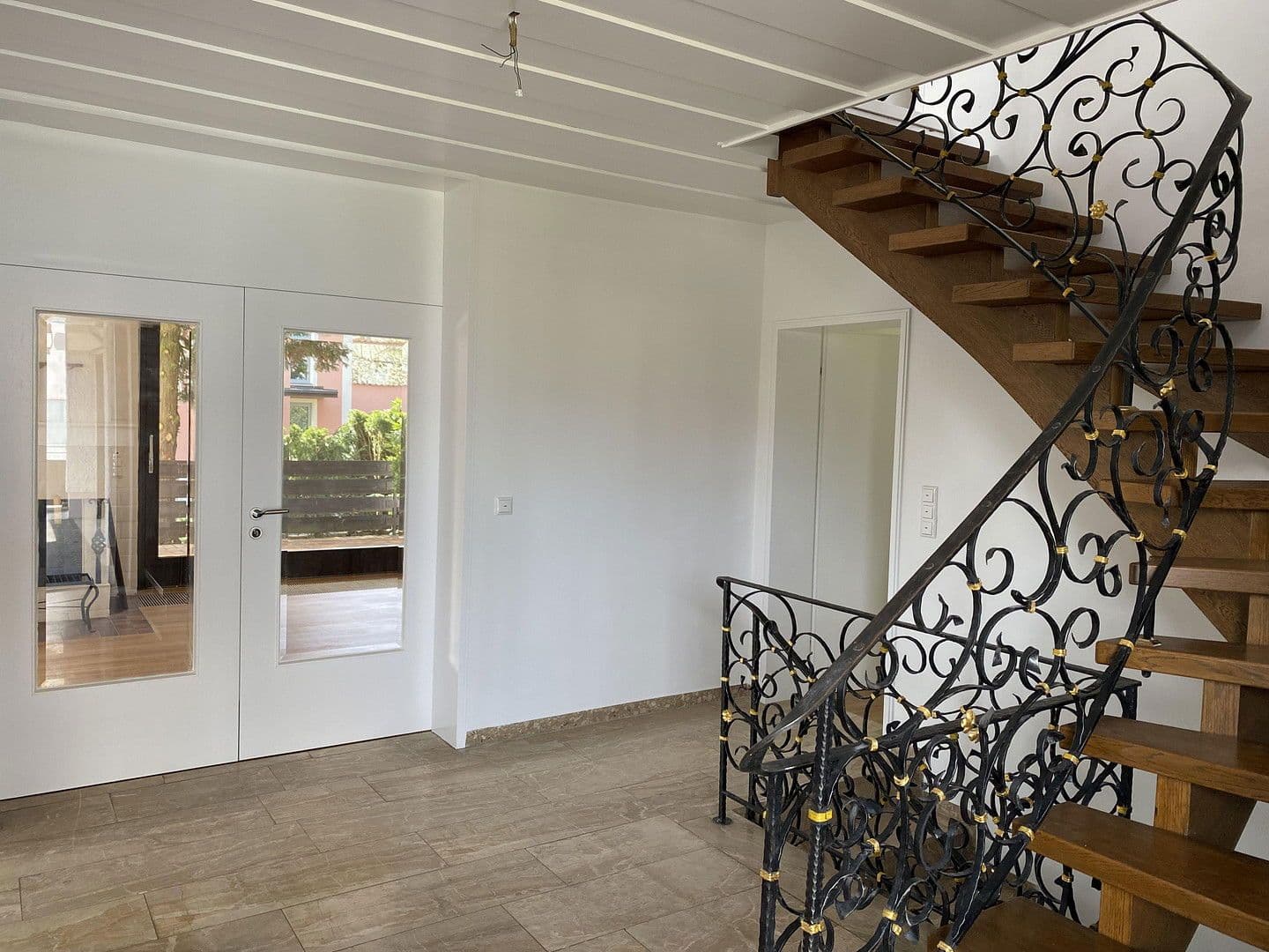 Pronájem domu 160 m², pozemek 766 m², Lappersdorf, Bavorsko Pronájem domu 160 m², pozemek 766 m², Lappersdorf, Bavorsko