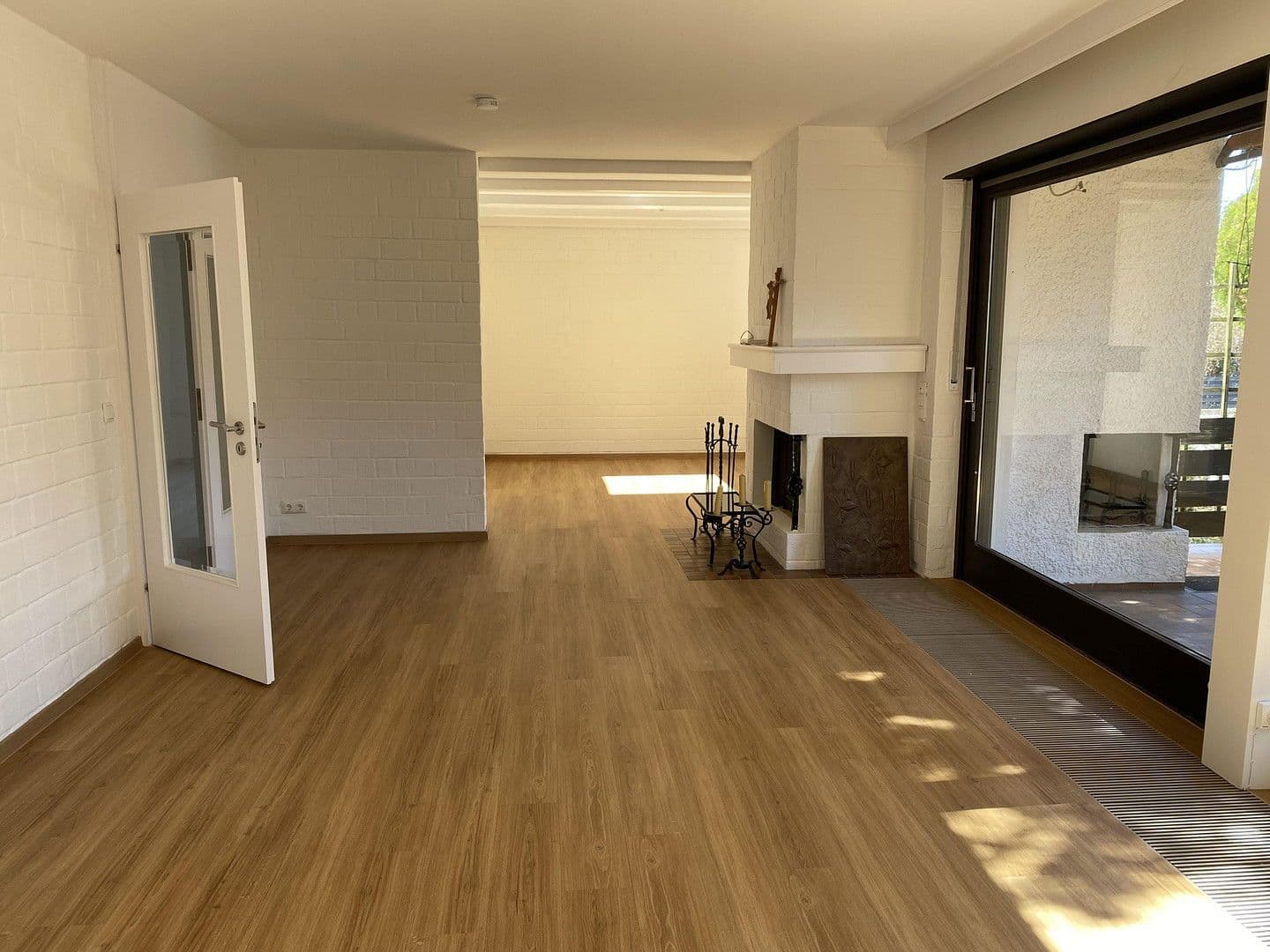 Pronájem domu 160 m², pozemek 766 m², Lappersdorf, Bavorsko Pronájem domu 160 m², pozemek 766 m², Lappersdorf, Bavorsko