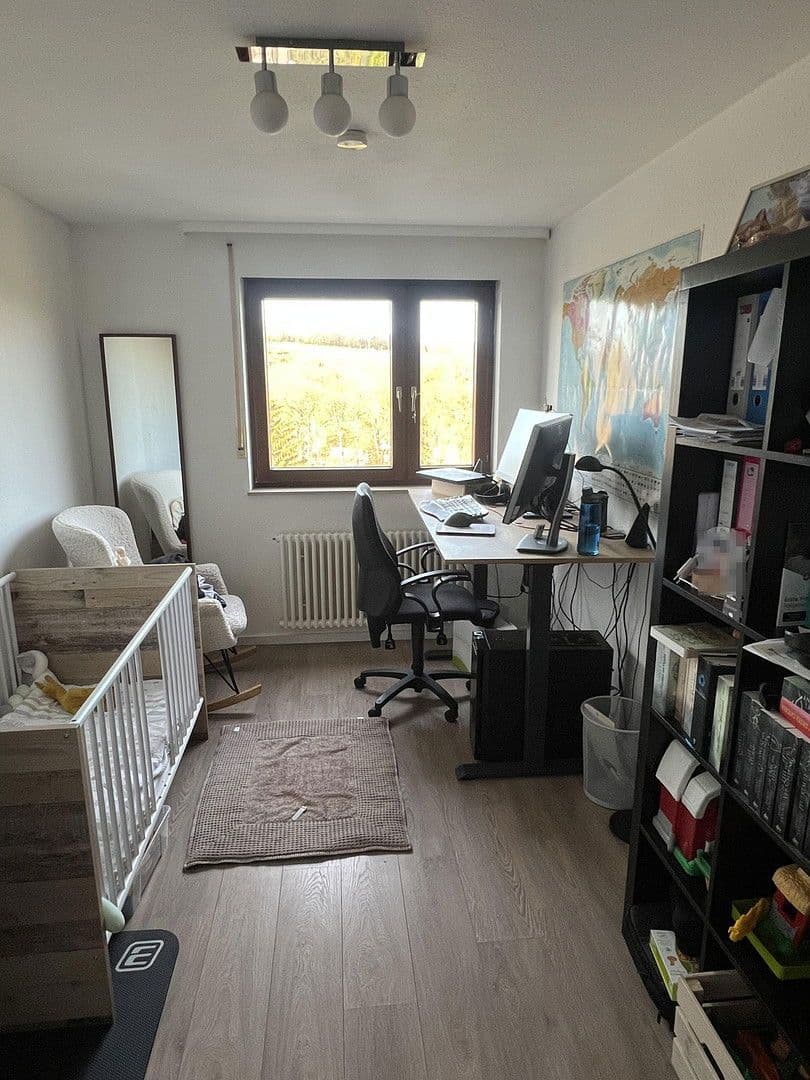 Prodej bytu 4+kk 119 m², Weilimdorf, Bádensko-Württembersko Prodej bytu 4+kk 119 m², Weilimdorf, Bádensko-Württembersko