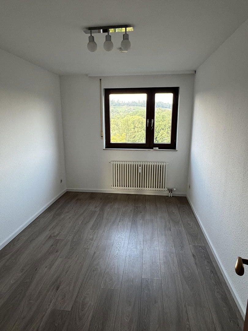 Prodej bytu 4+kk 119 m², Weilimdorf, Bádensko-Württembersko Prodej bytu 4+kk 119 m², Weilimdorf, Bádensko-Württembersko