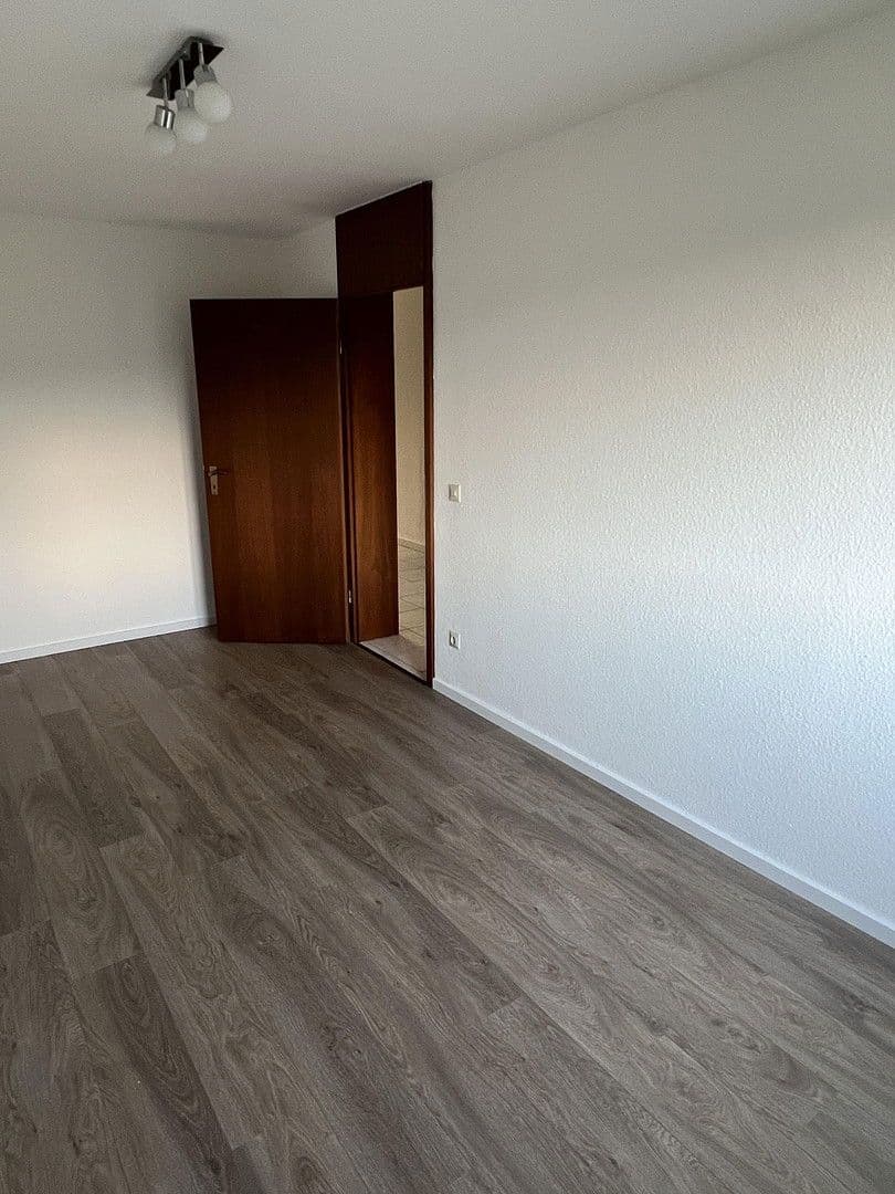 Prodej bytu 4+kk 119 m², Weilimdorf, Bádensko-Württembersko Prodej bytu 4+kk 119 m², Weilimdorf, Bádensko-Württembersko