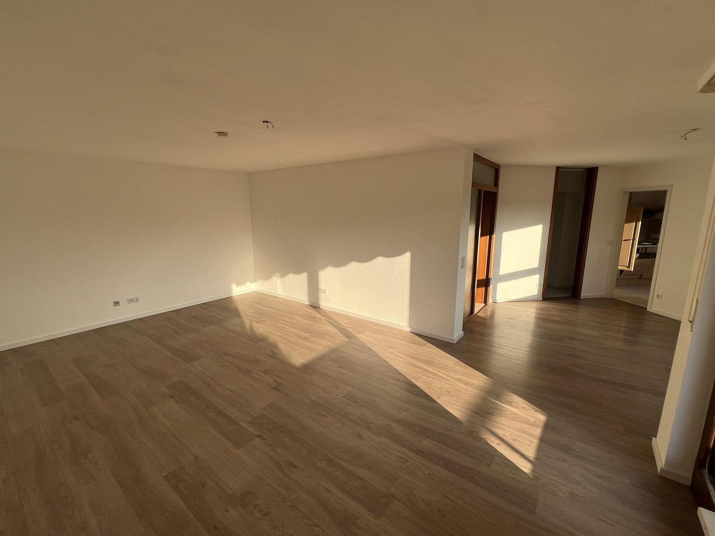 Prodej bytu 4+kk 119 m², Weilimdorf, Bádensko-Württembersko Prodej bytu 4+kk 119 m², Weilimdorf, Bádensko-Württembersko