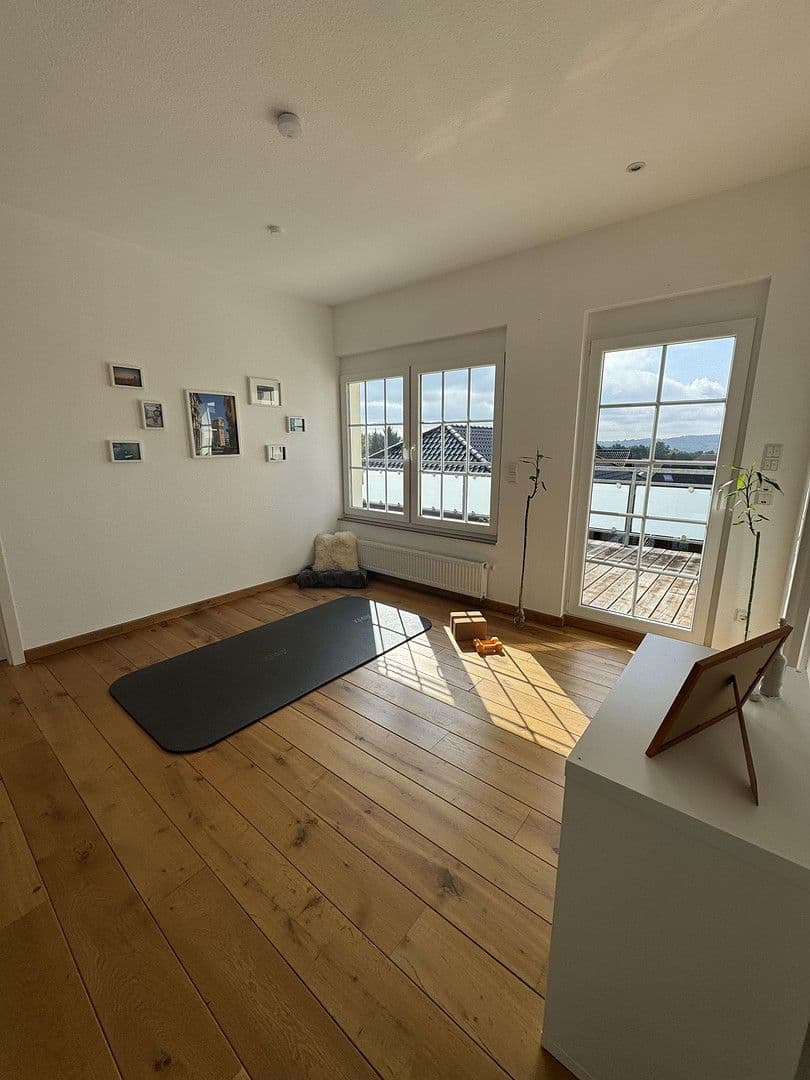 Prodej domu 190 m², pozemek 569 m², Overath, Severní Porýní-Vestfálsko Prodej domu 190 m², pozemek 569 m², Overath, Severní Porýní-Vestfálsko