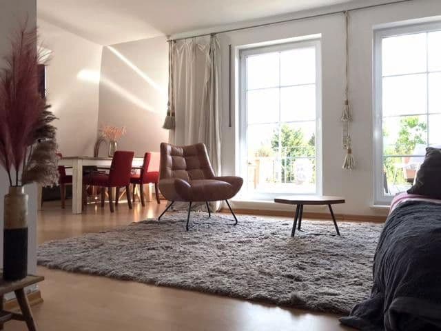 Pronájem bytu 2+1 92 m², Köln, Severní Porýní-Vestfálsko Pronájem bytu 2+1 92 m², Köln, Severní Porýní-Vestfálsko