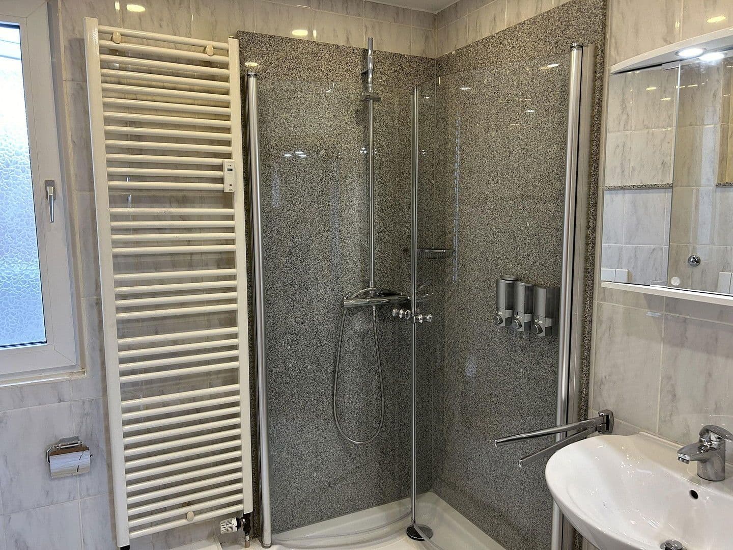 Pronájem bytu 3+1 79 m², Hildesheim, Dolní Sasko Pronájem bytu 3+1 79 m², Hildesheim, Dolní Sasko