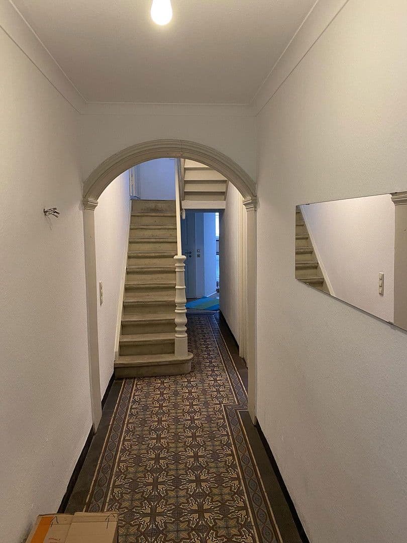 Prodej domu 156 m², pozemek 149 m², Köln, Severní Porýní-Vestfálsko Prodej domu 156 m², pozemek 149 m², Köln, Severní Porýní-Vestfálsko