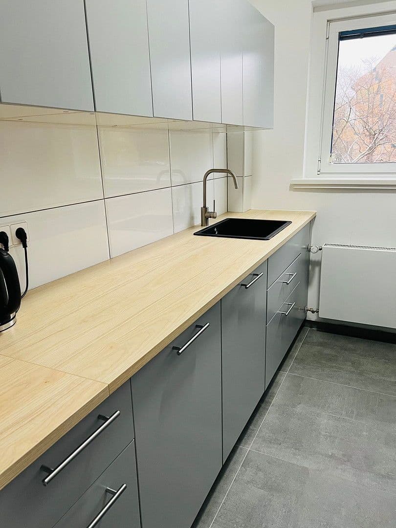 Pronájem bytu 2+1 62 m², Waldstr. 53, Berlin, Berlín Pronájem bytu 2+1 62 m², Waldstr. 53, Berlin, Berlín