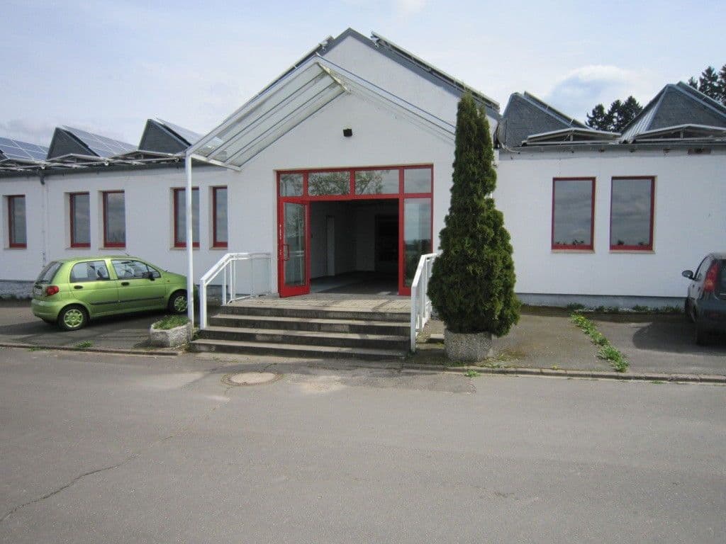 Pronájem nebytového prostoru 2.200 m², Hermeskeil, Porýní-Falc Pronájem nebytového prostoru 2.200 m², Hermeskeil, Porýní-Falc