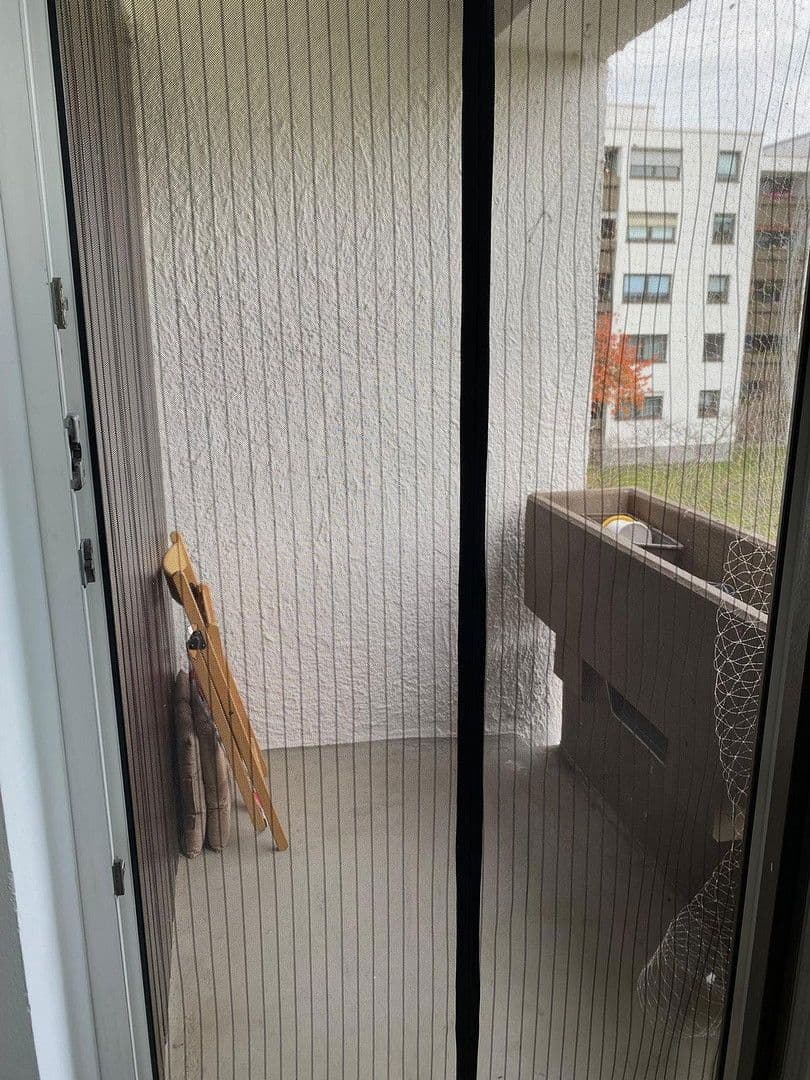 Pronájem bytu 1+1 32 m², Augsburg, Bavorsko Pronájem bytu 1+1 32 m², Augsburg, Bavorsko