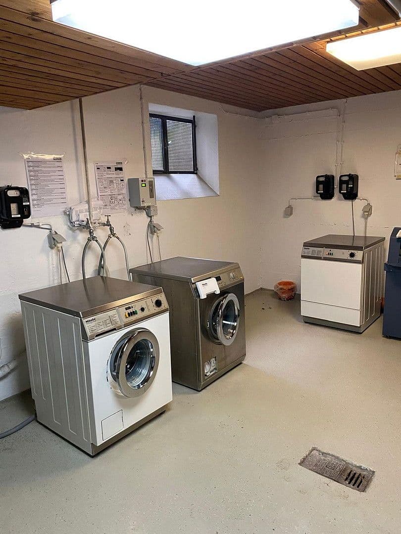 Pronájem bytu 1+1 32 m², Augsburg, Bavorsko Pronájem bytu 1+1 32 m², Augsburg, Bavorsko