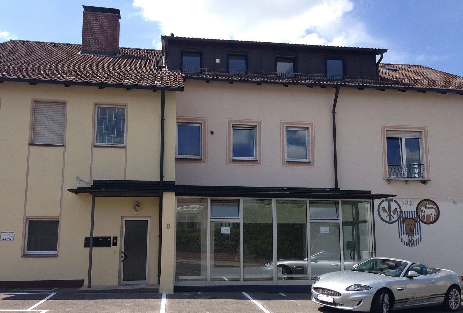 Pronájem bytu 5+1 136 m², Uhlandstraße 8, Sulzbach-Rosenberg, Bavorsko Pronájem bytu 5+1 136 m², Uhlandstraße 8, Sulzbach-Rosenberg, Bavorsko