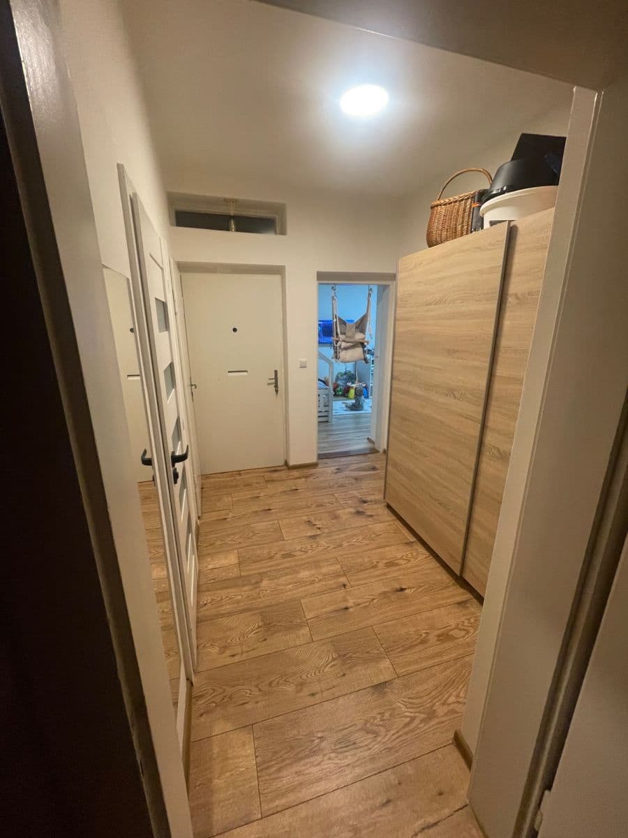 Prodej bytu 3+1 96 m², Poschoďová, Vyšší Brod, Jihočeský kraj Prodej bytu 3+1 96 m², Poschoďová, Vyšší Brod, Jihočeský kraj