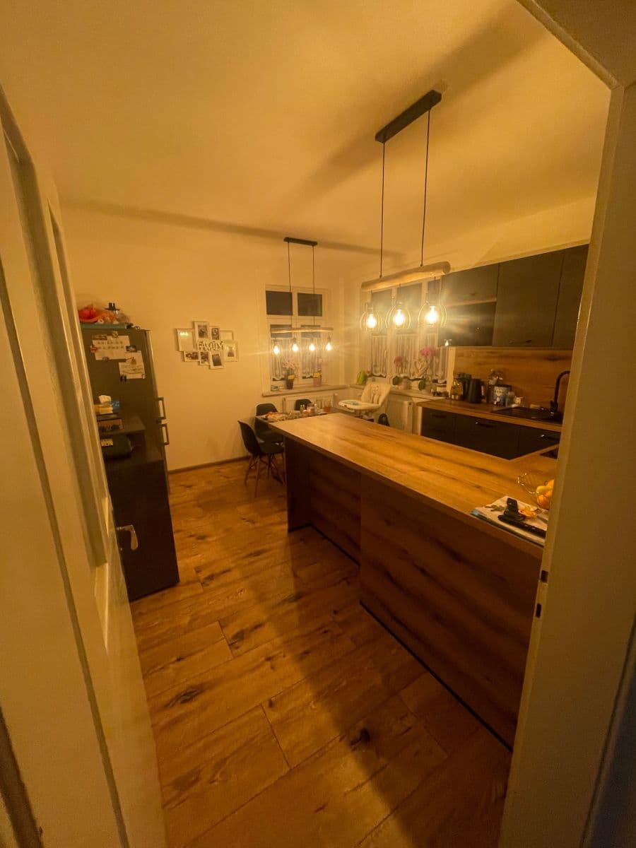 Prodej bytu 3+1 96 m², Poschoďová, Vyšší Brod, Jihočeský kraj Prodej bytu 3+1 96 m², Poschoďová, Vyšší Brod, Jihočeský kraj