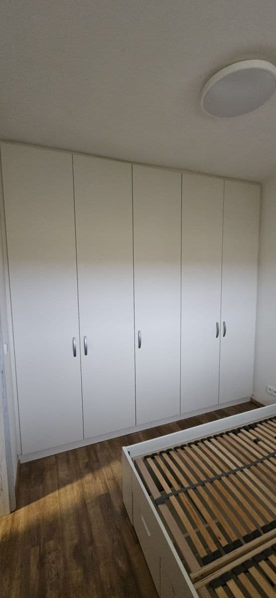 Pronájem bytu 2+kk 45 m², Humpolecká, Praha, Praha Pronájem bytu 2+kk 45 m², Humpolecká, Praha, Praha