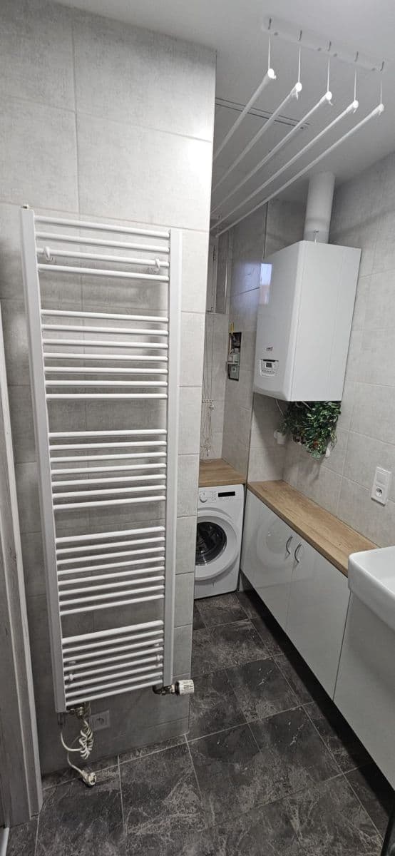 Pronájem bytu 2+kk 45 m², Humpolecká, Praha, Praha Pronájem bytu 2+kk 45 m², Humpolecká, Praha, Praha