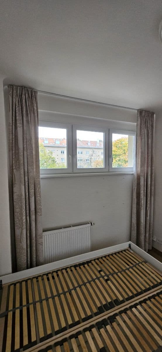 Pronájem bytu 2+kk 45 m², Humpolecká, Praha, Praha Pronájem bytu 2+kk 45 m², Humpolecká, Praha, Praha
