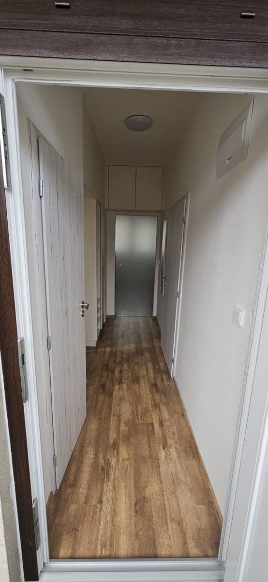 Pronájem bytu 2+kk 45 m², Humpolecká, Praha, Praha Pronájem bytu 2+kk 45 m², Humpolecká, Praha, Praha