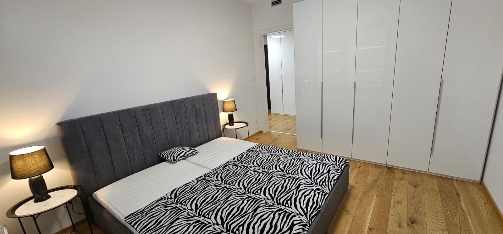 Pronájem bytu 2+kk 72 m², Sokolova, Praha, Praha Pronájem bytu 2+kk 72 m², Sokolova, Praha, Praha
