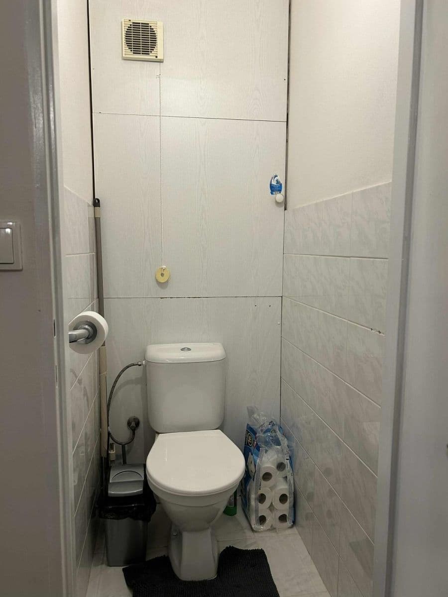 Prodej bytu 2+1 42 m², Laudova, Praha, Praha Prodej bytu 2+1 42 m², Laudova, Praha, Praha