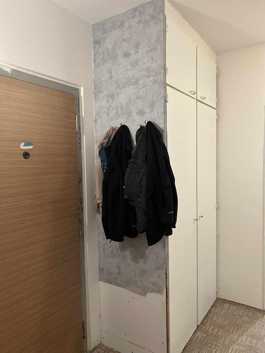 Prodej bytu 2+1 42 m², Laudova, Praha, Praha Prodej bytu 2+1 42 m², Laudova, Praha, Praha