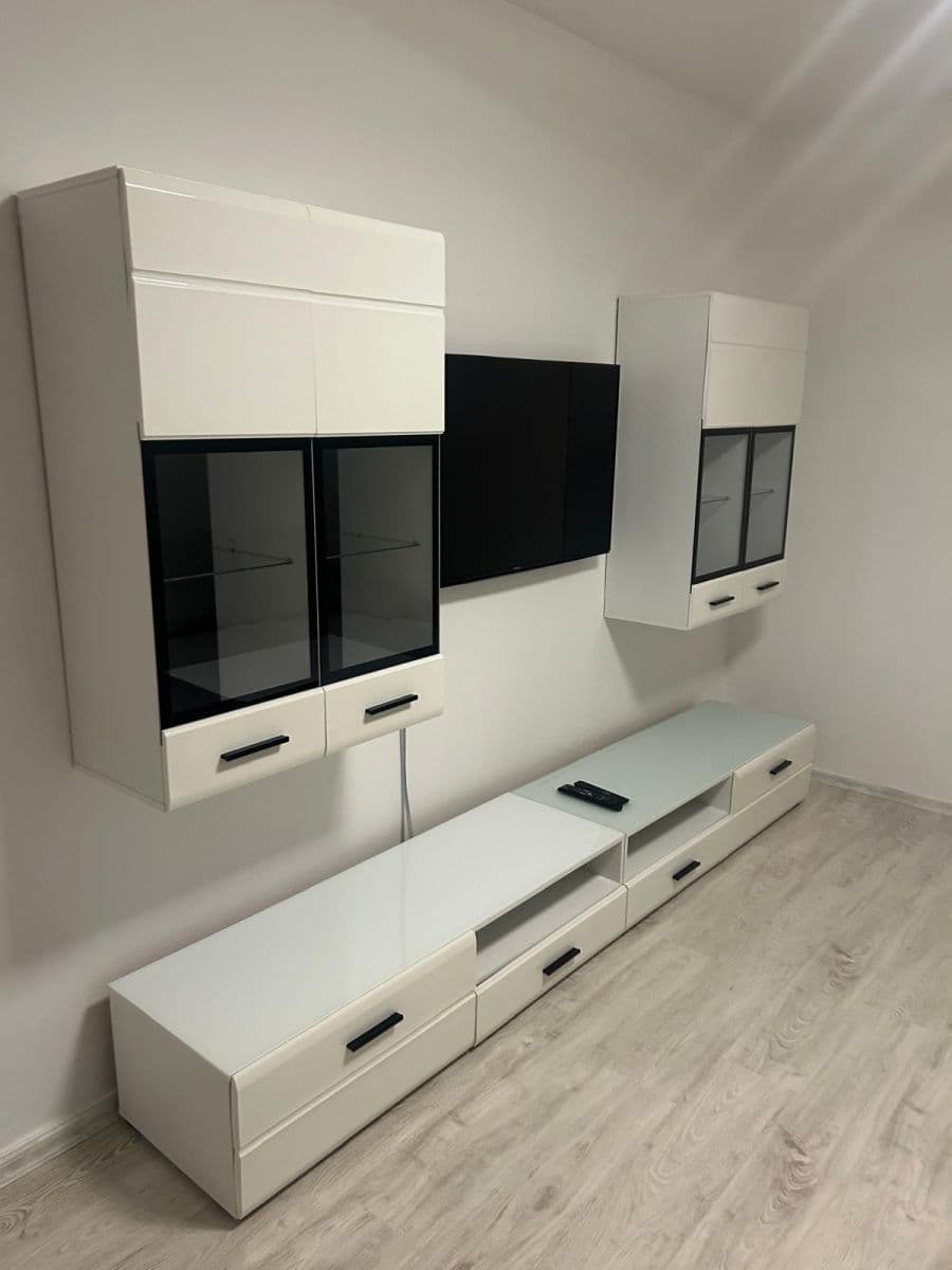 Pronájem bytu 2+1 65 m², V křovinách, Olomouc, Olomoucký kraj Pronájem bytu 2+1 65 m², V křovinách, Olomouc, Olomoucký kraj