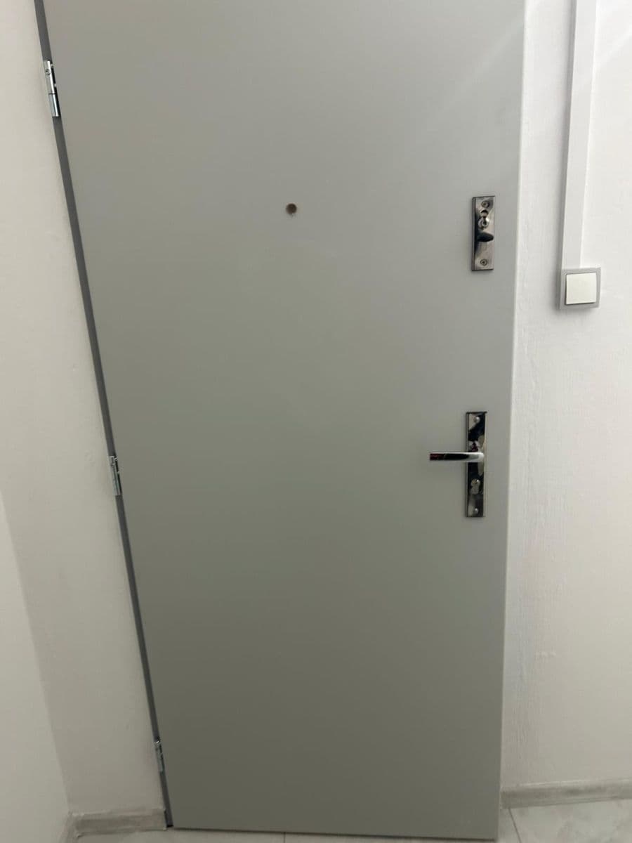 Pronájem bytu 2+1 65 m², V křovinách, Olomouc, Olomoucký kraj Pronájem bytu 2+1 65 m², V křovinách, Olomouc, Olomoucký kraj