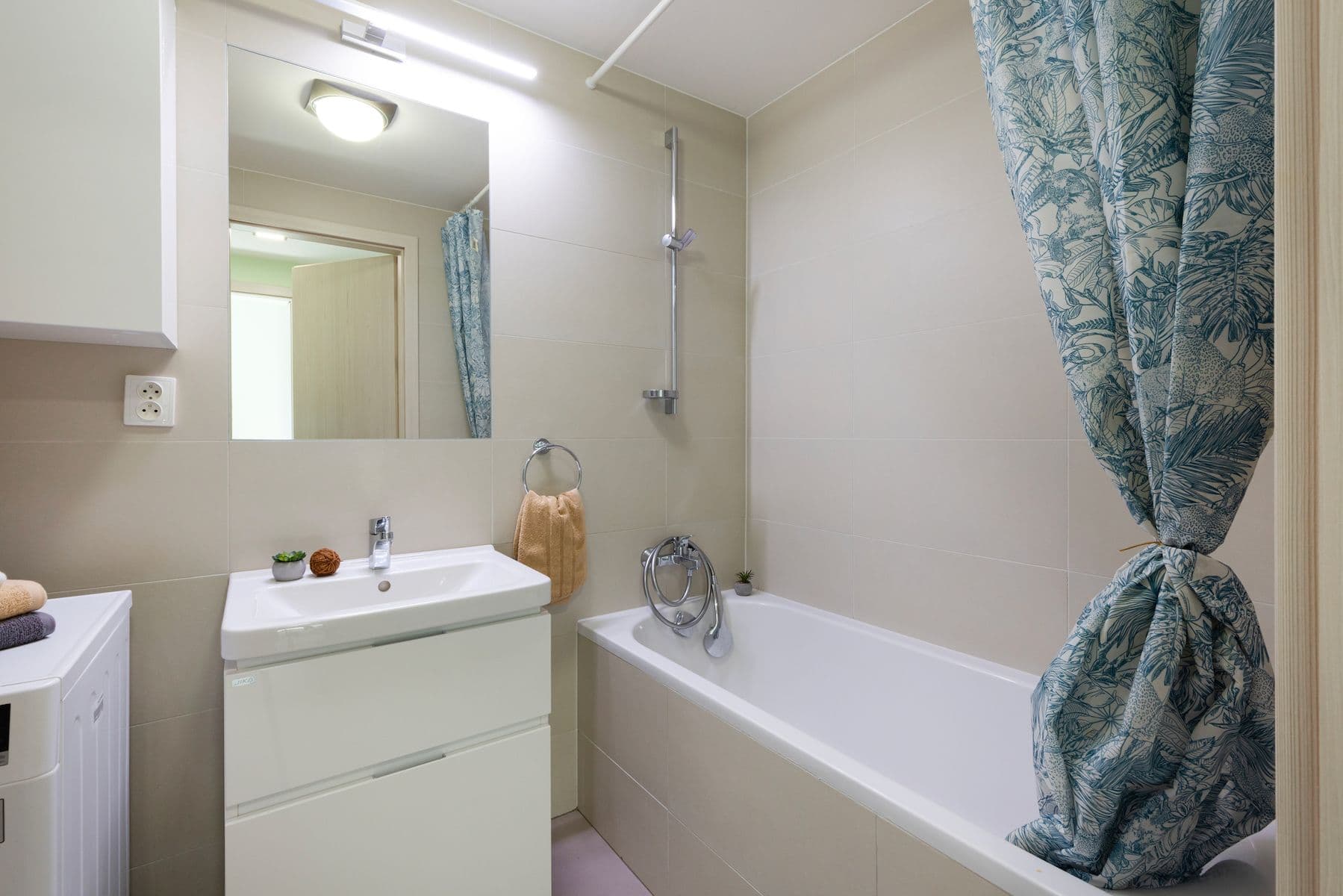 Prodej bytu 3+kk 56 m², Hlaváčkova, Praha, Praha Prodej bytu 3+kk 56 m², Hlaváčkova, Praha, Praha