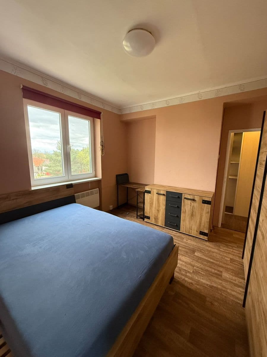 Pronájem bytu 3+1 78 m², Břežany II, Středočeský kraj Pronájem bytu 3+1 78 m², Břežany II, Středočeský kraj