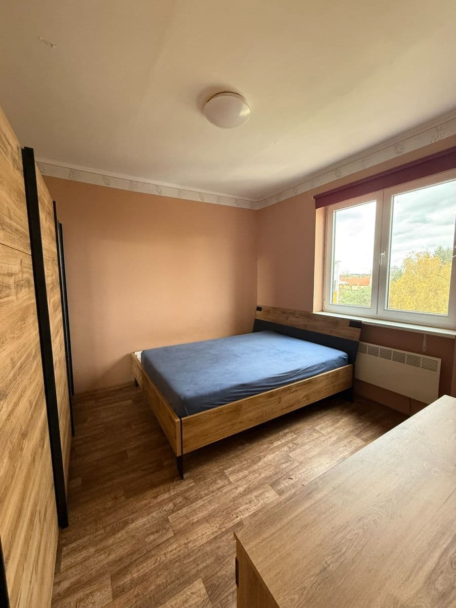 Pronájem bytu 3+1 78 m², Břežany II, Středočeský kraj Pronájem bytu 3+1 78 m², Břežany II, Středočeský kraj