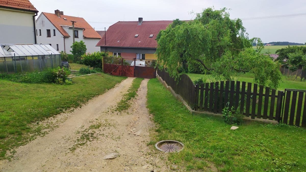 Prodej domu 225 m², pozemek 2.540 m², Branice, Jihočeský kraj Prodej domu 225 m², pozemek 2.540 m², Branice, Jihočeský kraj