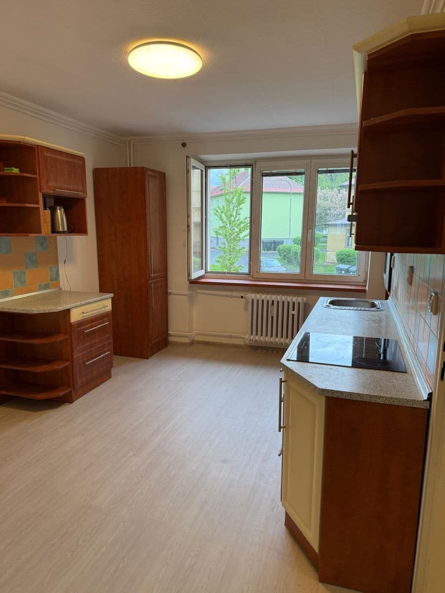 Pronájem bytu 2+1 61 m², Slezská, Sokolov, Karlovarský kraj Pronájem bytu 2+1 61 m², Slezská, Sokolov, Karlovarský kraj