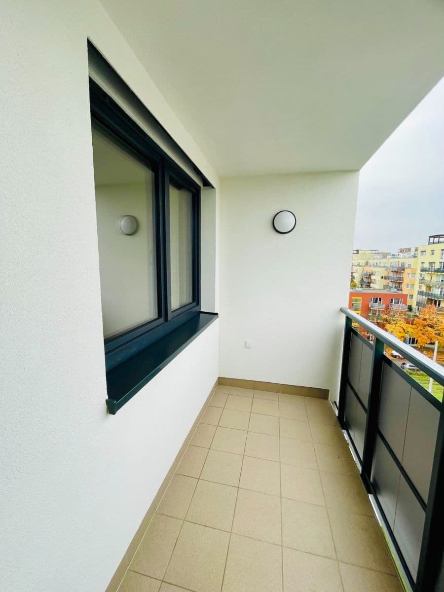 Pronájem bytu 2+kk 42 m², Miloše Havla, Praha, Praha Pronájem bytu 2+kk 42 m², Miloše Havla, Praha, Praha