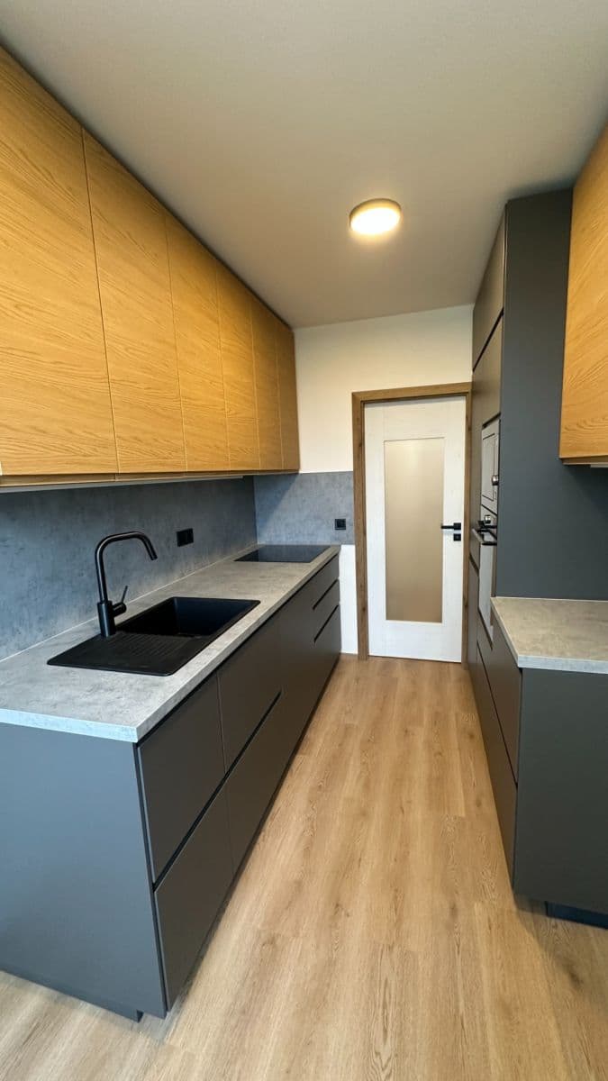 Pronájem bytu 3+1 72 m², Vltavská, Brno, Jihomoravský kraj Pronájem bytu 3+1 72 m², Vltavská, Brno, Jihomoravský kraj